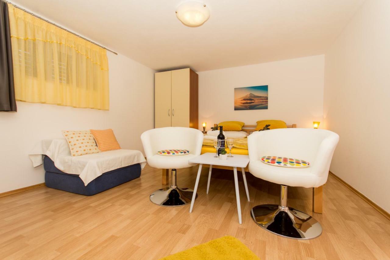 Apartments Cavar Trogir Exterior foto