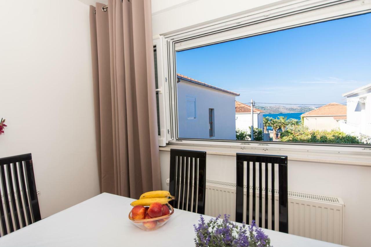 Apartments Cavar Trogir Exterior foto