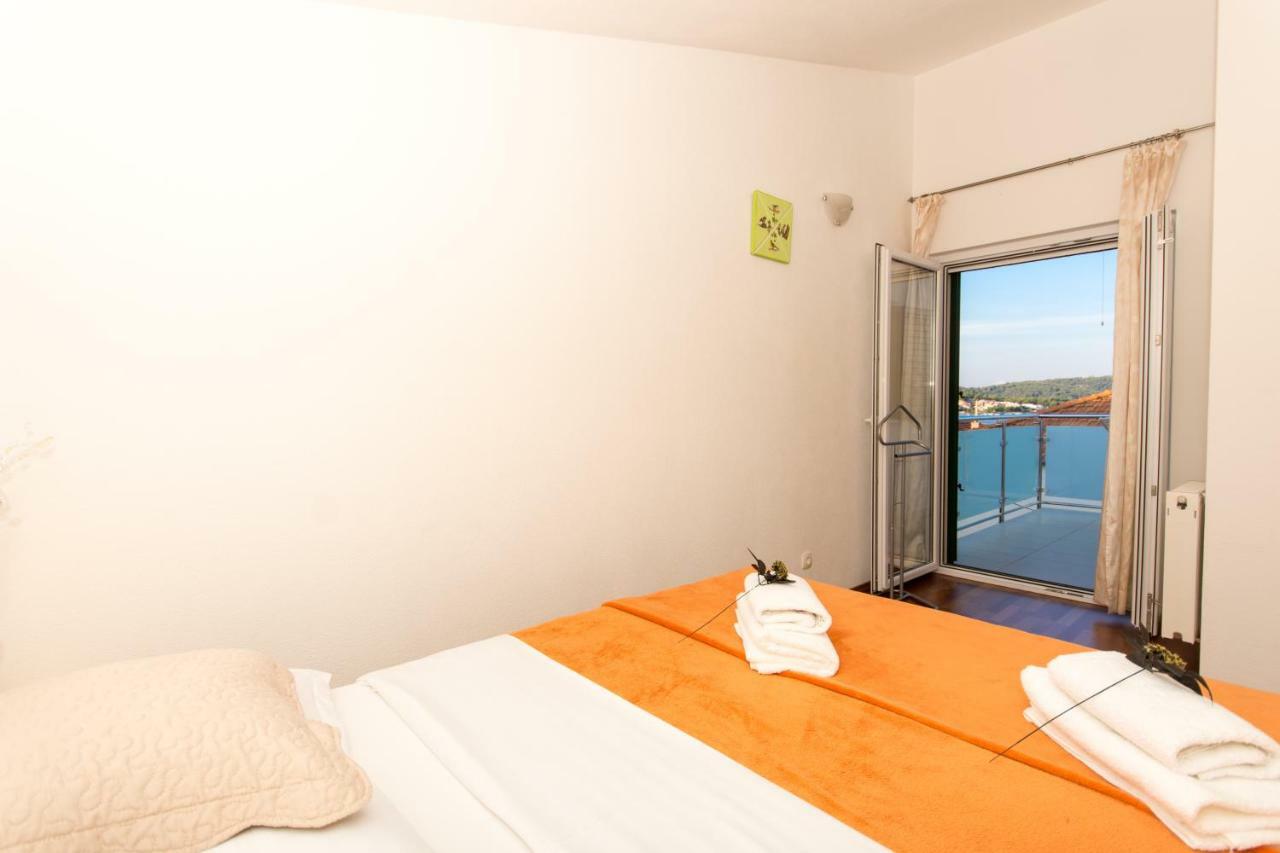 Apartments Cavar Trogir Exterior foto