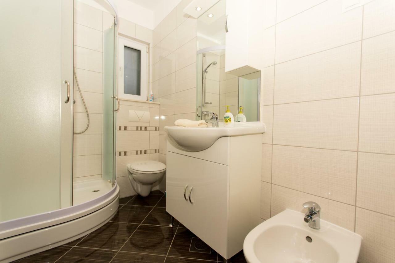 Apartments Cavar Trogir Exterior foto